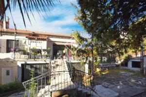 Picture of listing #330063575. House for sale in Marseille