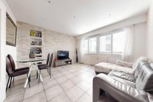Picture of listing #330064578. Appartment for sale in Villeurbanne