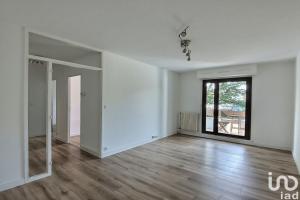 Picture of listing #330067330. Appartment for sale in Talence
