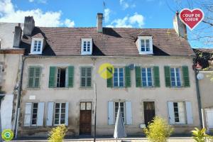 Picture of listing #330069560. House for sale in Chambon-sur-Voueize