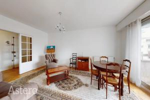 Picture of listing #330070442. Appartment for sale in Neuilly-sur-Seine