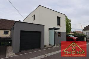 Thumbnail of property #330070656. Click for details
