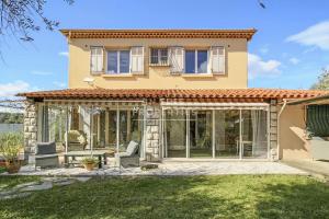 Picture of listing #330071085. House for sale in Mougins