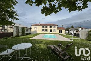 Picture of listing #330073925. House for sale in Cognac