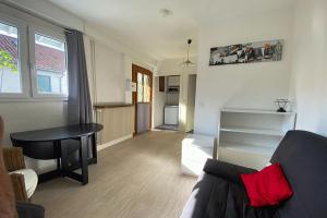 Picture of listing #330074533. Appartment for sale in Pau