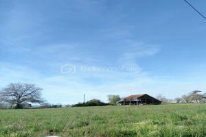 Picture of listing #330075603. Land for sale in Mirande