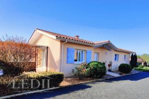Picture of listing #330076533. House for sale in Langon
