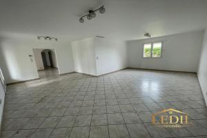 Thumbnail of property #330076539. Click for details