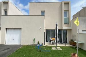 Picture of listing #330092018. House for sale in La Rochelle