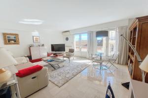 Picture of listing #330093565. Appartment for sale in Antibes