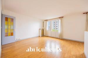 Picture of listing #330096070. Appartment for sale in Le Kremlin-Bicêtre