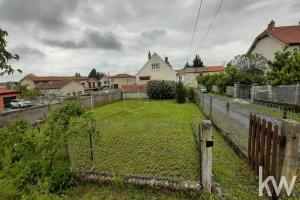 Thumbnail of property #330096870. Click for details
