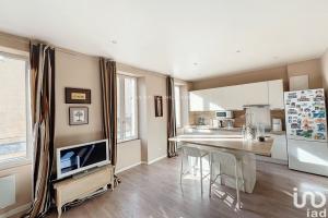 Picture of listing #330098244. Appartment for sale in Marseille