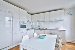 Picture of listing #330098405. Appartment for sale in Saint-Germain-en-Laye