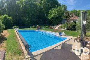 Picture of listing #330101061. House for sale in Neuillé-le-Lierre