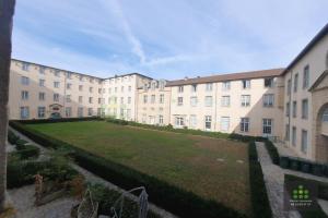 Picture of listing #330107370. Appartment for sale in Limoges