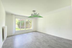 Thumbnail of property #330116614. Click for details