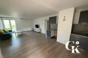 Picture of listing #330120960. Appartment for sale in Le Castellet
