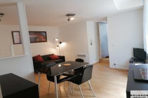Picture of listing #330121210. Appartment for sale in Castres