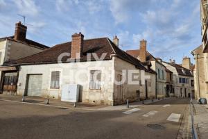 Photo de l'annonce nº 330125912. Bâtiment à vendre sur Auxerre