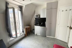 Picture of listing #330128397. Appartment for sale in Paris