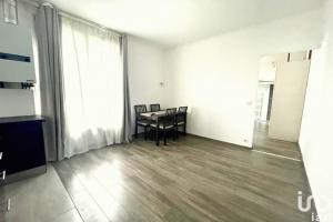 Picture of listing #330130130. Appartment for sale in L'Haÿ-les-Roses