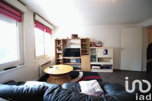 Picture of listing #330132196. Appartment for sale in Hennebont