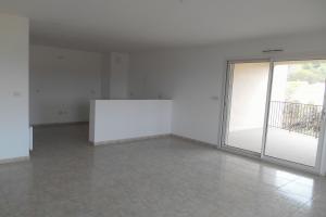 Thumbnail of property #330138222. Click for details