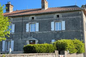 Picture of listing #330139351. House for sale in Châteauponsac