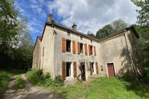 Photo de l'annonce nº 330142239. Maison à vendre sur Chasseneuil-sur-Bonnieure