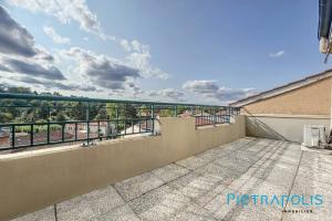 Picture of listing #330146100. Appartment for sale in Francheville