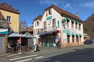 Picture of listing #330146614. Business for sale in Pont-de-Roide-Vermondans