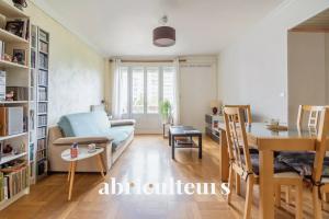 Picture of listing #330146955. Appartment for sale in Rosny-sous-Bois