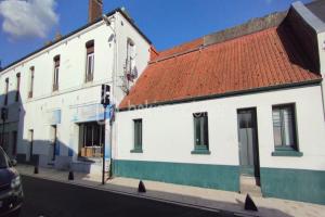 Picture of listing #330150905. Building for sale in Étaples