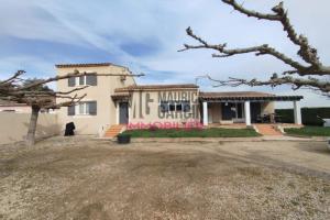 Picture of listing #330163302. House for sale in Camaret-sur-Aigues