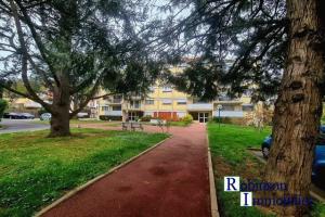 Picture of listing #330166809. Appartment for sale in Le Plessis-Robinson