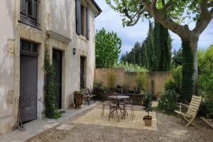 Picture of listing #330169781. House for sale in Saint-Rémy-de-Provence