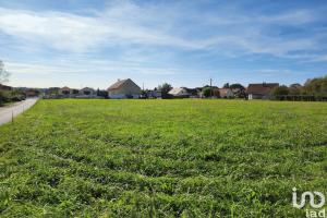 Picture of listing #330172261. Land for sale in Montrond-le-Château