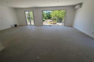 Thumbnail of property #330183454. Click for details