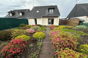 Picture of listing #330185323. House for sale in Saint-Brice-en-Coglès