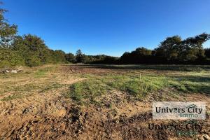Picture of listing #330187786. Land for sale in Orvault