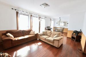 Picture of listing #330187799. Appartment for sale in Marseille
