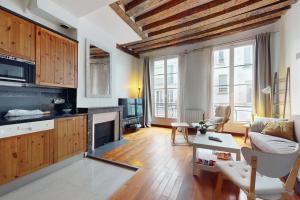 Picture of listing #330187975. Appartment for sale in Paris