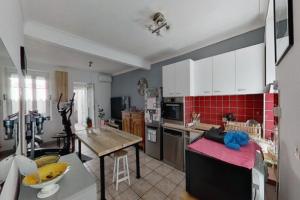 Picture of listing #330190990. House for sale in Marseille