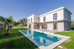 Picture of listing #330197806. House for sale in Mougins