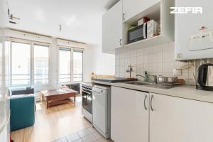 Picture of listing #330205360. Appartment for sale in Paris