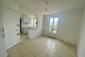 Picture of listing #330208110. Appartment for sale in Versailles