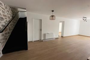 Picture of listing #330208941. Appartment for sale in Peypin