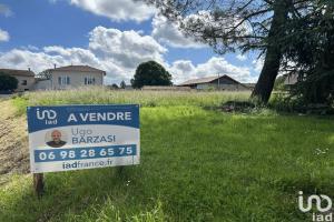 Picture of listing #330215306. Land for sale in Marennes