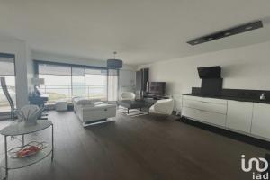 Picture of listing #330216663. Appartment for sale in Pornichet